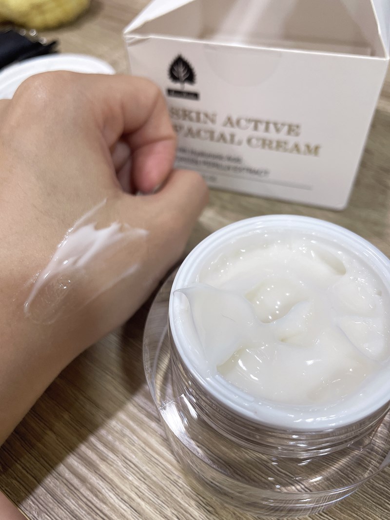 女人知己試用大隊,口碑行銷,部落客行銷,FarmPerilla 賦活修護面霜,自然綠紫蘇,無農藥,清爽不黏膩,滋潤肌膚,一抹有感